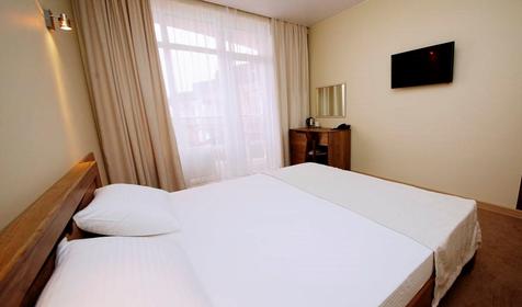 Стандарт двухместный (боковой вид на море)