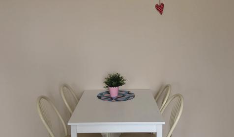 Апартаменты-студио с кухней полу-люкс для МОЛОДОЖЕНОВ! Имеется балкон и вид на море, горы и город.