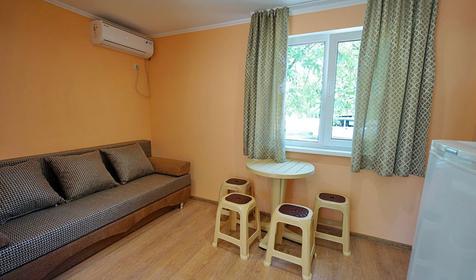 Двухкомнатный с кухней