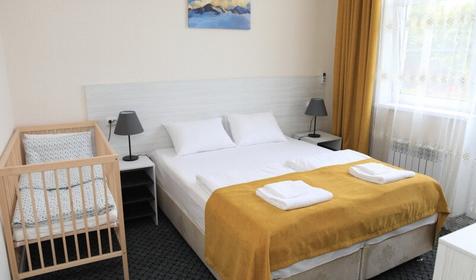 Семейный четырехместный двухкомнатный (без вида)