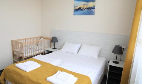 Семейный четырехместный двухкомнатный (без вида)