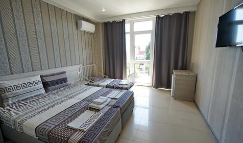 Трехместный комфорт с балконом