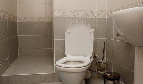 Полулюкс четырехместный двухкомнатный (с балконом)