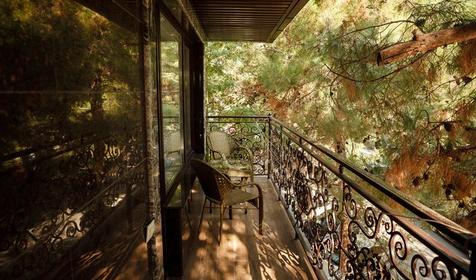 Люкс четырехместный двухкомнатный