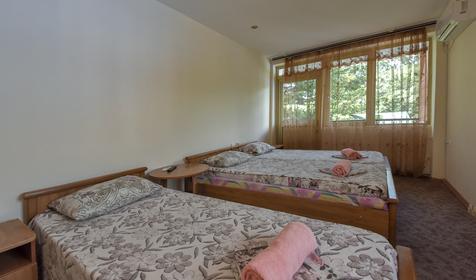 Трехместный с вентилятором