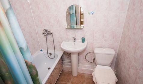 Трехместный двухкомнатный семейный. Гостевой дом Каталония, г. Анапа