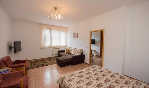 Трехместный двухкомнатный семейный. Гостевой дом Каталония, г. Анапа