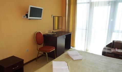 Комфорт с балконом и панорамным видом на море (5, 6 номер)