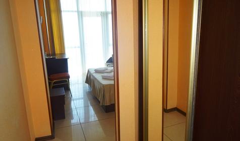 Комфорт с балконом и панорамным видом на море (5, 6 номер)