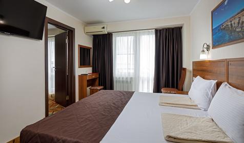 Семейный двухкомнатный. Пансионат Приветливый берег, Геленджик