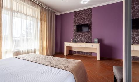 Люкс двухкомнатный двухместный (с видом на море)