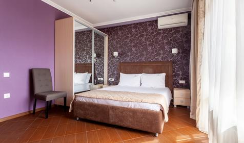 Люкс двухкомнатный двухместный (с видом на море)