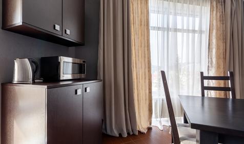 Люкс двухкомнатный двухместный (с видом на море)