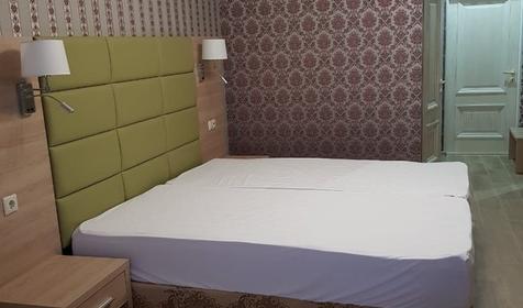 Стандарт трехместный с балконом (Нижний корпус)