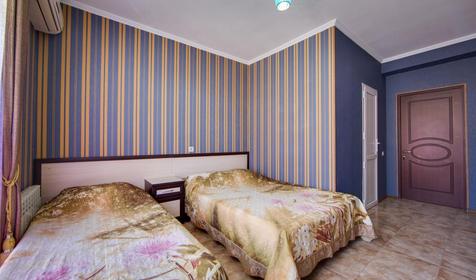 Стандарт трехместный (с балконом)