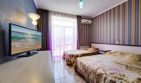 Стандарт трехместный (с балконом)