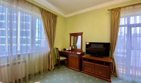 Студия с балконом