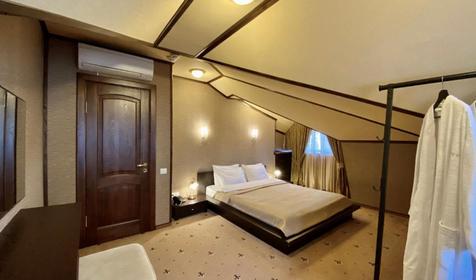 Семейный полулюкс (мансарда)