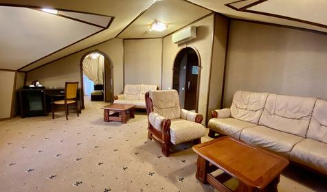 Полулюкс с балконом (мансарда)