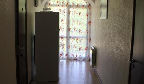 Трехместный