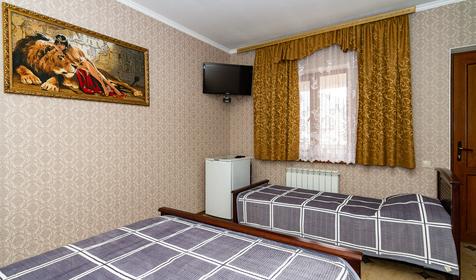 Стандарт трехместный. Частный отель Вероника, г. Геленджик, п. Кабардинка