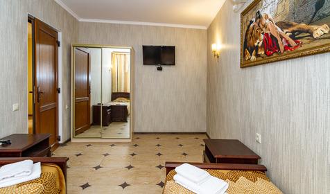 Люкс двухкомнатный. Гостиница Вероника, г. Геленджик, с. Кабардинка