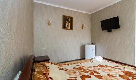 Люкс двухкомнатный. Гостиница Вероника, г. Геленджик, с. Кабардинка