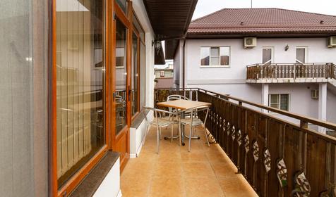 Люкс двухкомнатный. Гостиница Вероника, г. Геленджик, с. Кабардинка