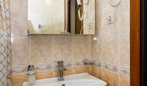 Люкс двухкомнатный. Гостиница Вероника, г. Геленджик, с. Кабардинка