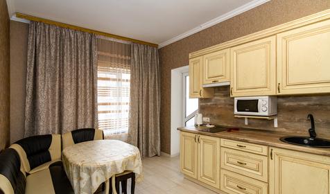 Двухкомнатный люкс с кухней. Частный отель Вероника, г. Геленджик, с. Кабардинка