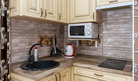 Однокомнатный люкс с кухней. Частный отель Вероника, г. Геленджик, с. Кабардинка