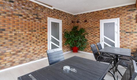 Однокомнатный люкс с кухней. Частный отель Вероника, г. Геленджик, с. Кабардинка