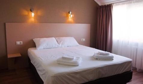 Стандарт двухместный без балкона (вид во двор)