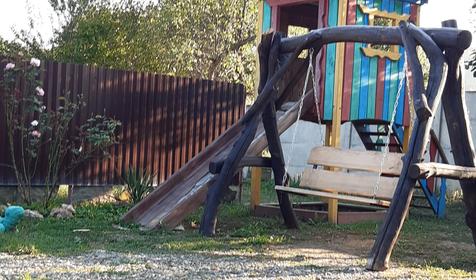 Частный дом Домик у реки Дах