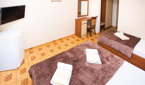 Трехместный стандарт с балконом