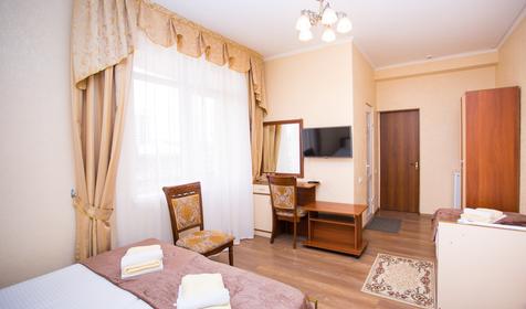 Четырехместный стандарт с балконом