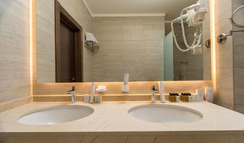 4-местный 2-комнатный Executive Suite