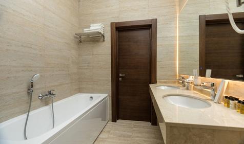 4-местный 2-комнатный Executive Suite