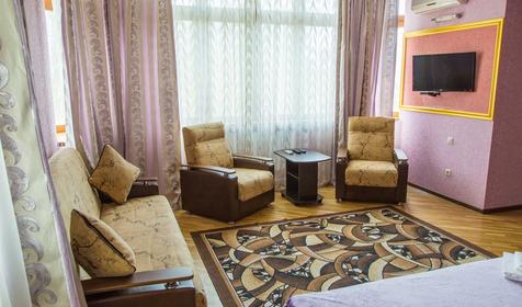 Люкс двухместный двухкомнатный с кухней