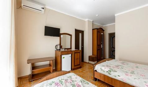 Люкс двухкомнатный пятиместный. Гостиница Мираж-Престиж, п. Лермонтово