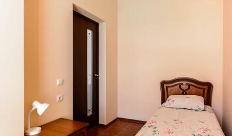 Люкс двухкомнатный четырехместный. Гостиница Мираж-Престиж, п. Лермонтово