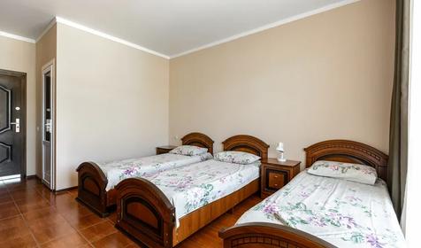 Люкс трехместный