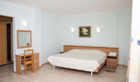 Люкс трехместный (в коттедже)