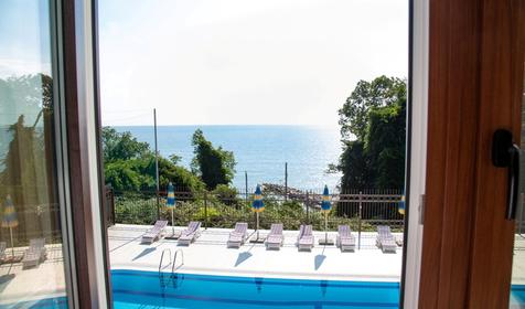 Студио трехместный