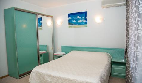 Апартаменты четырехместные трехкомнатные "А" (с террасой)