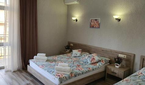 Стандарт четырехместный (с балконом)