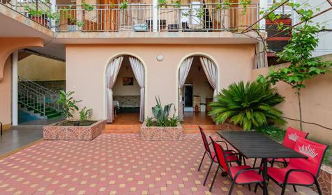 Частный гостевой дом Империя, Сочи, Лоо