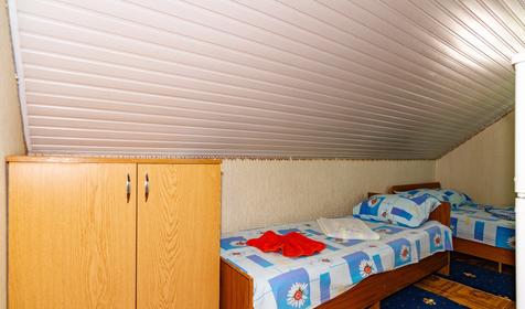 Трехместный эконом. Гостевой дом Аморе, Туапсе, Небуг