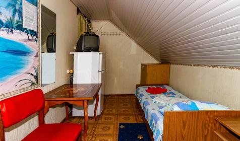 Трехместный эконом. Гостевой дом Аморе, Туапсе, Небуг