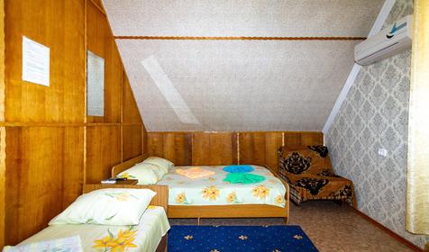 Четырехместный эконом. Гостевой дом Аморе, Туапсе, Небуг